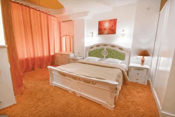 Seven Eleven Apartment Hotel In Most City Dnipro Exterior foto