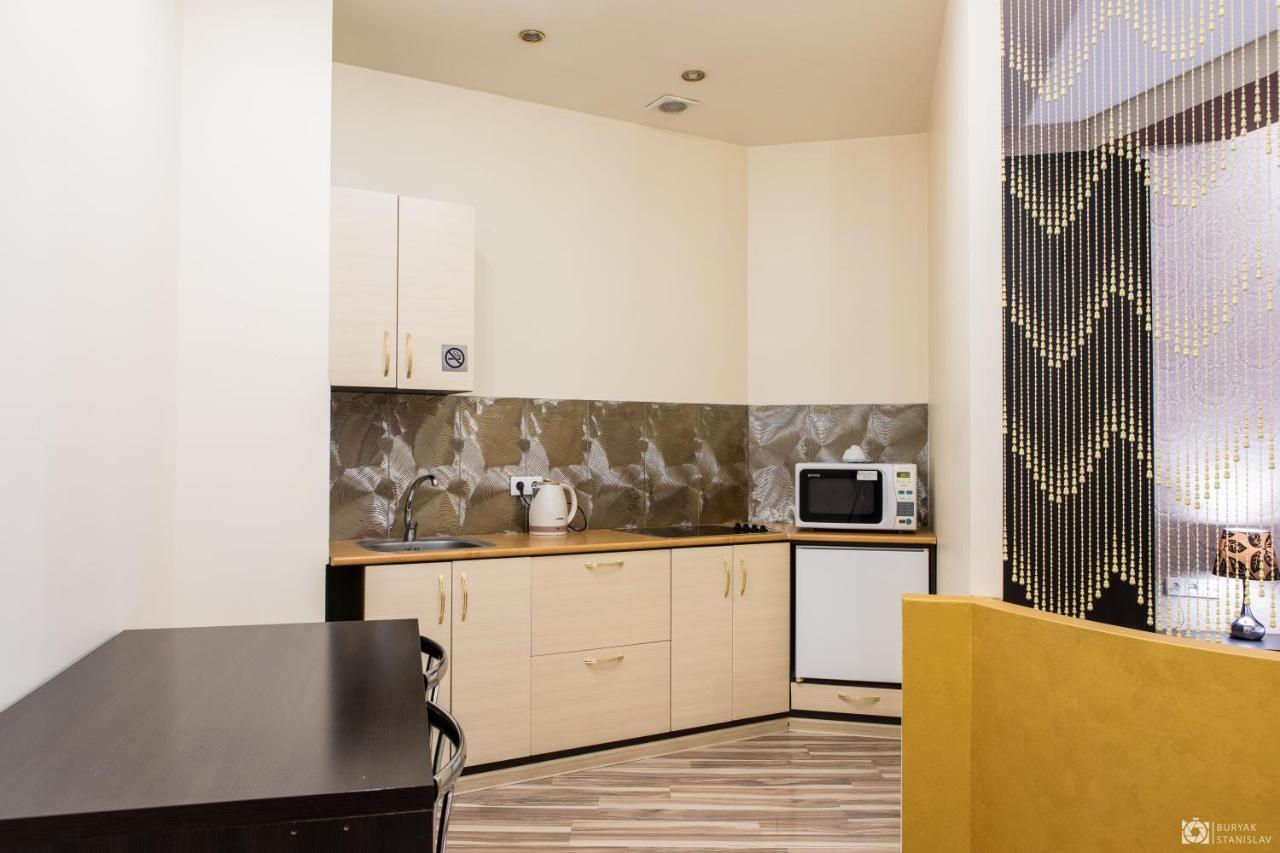 Seven Eleven Apartment Hotel In Most City Dnipro Exterior foto